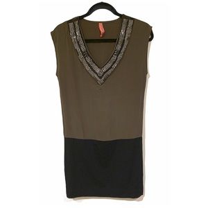 Eight Sixty Dress Rare Sequins Design Sleeveless Dress Stunning Dress Size S